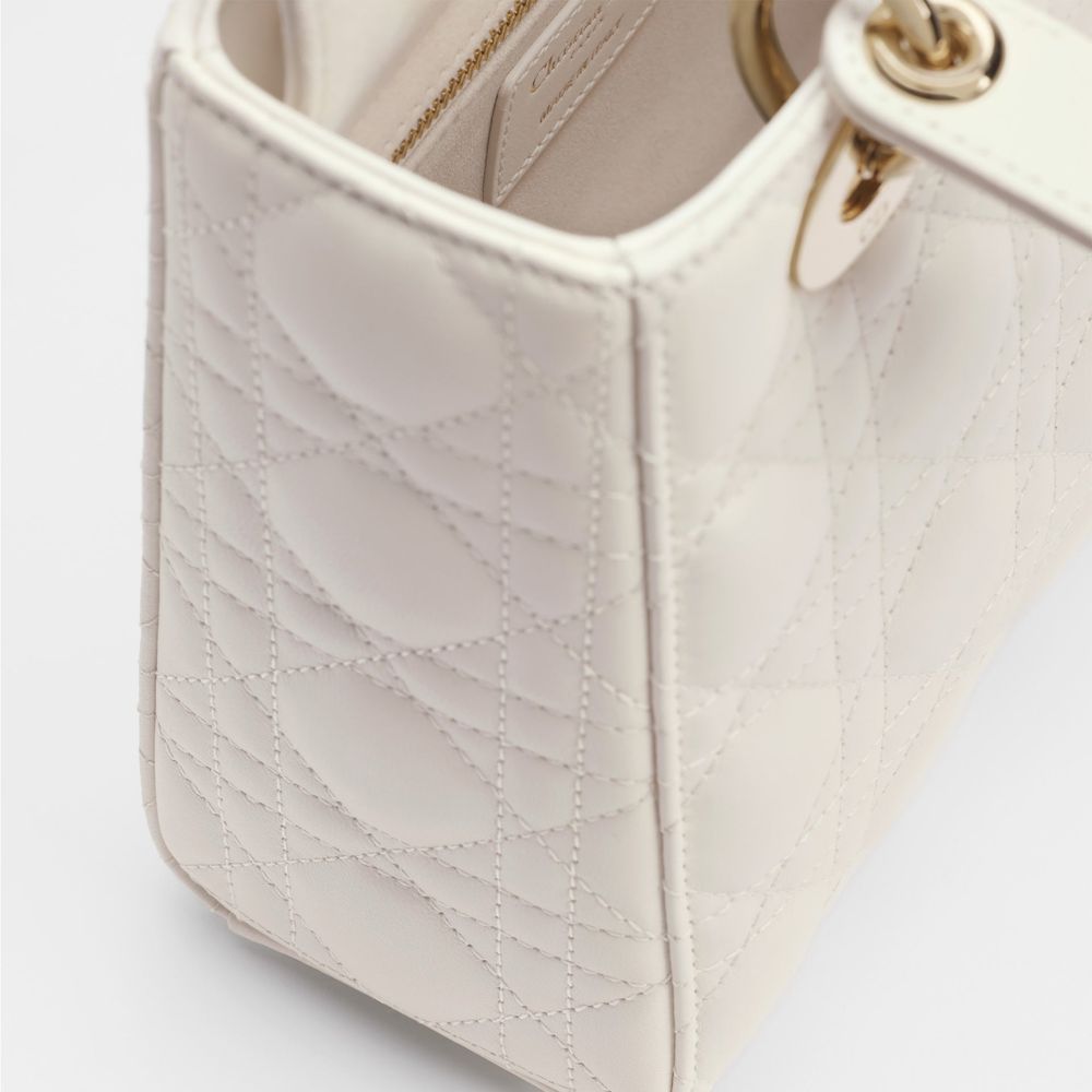 Bolso de mano Lady Dior pequeño en piel de cordero