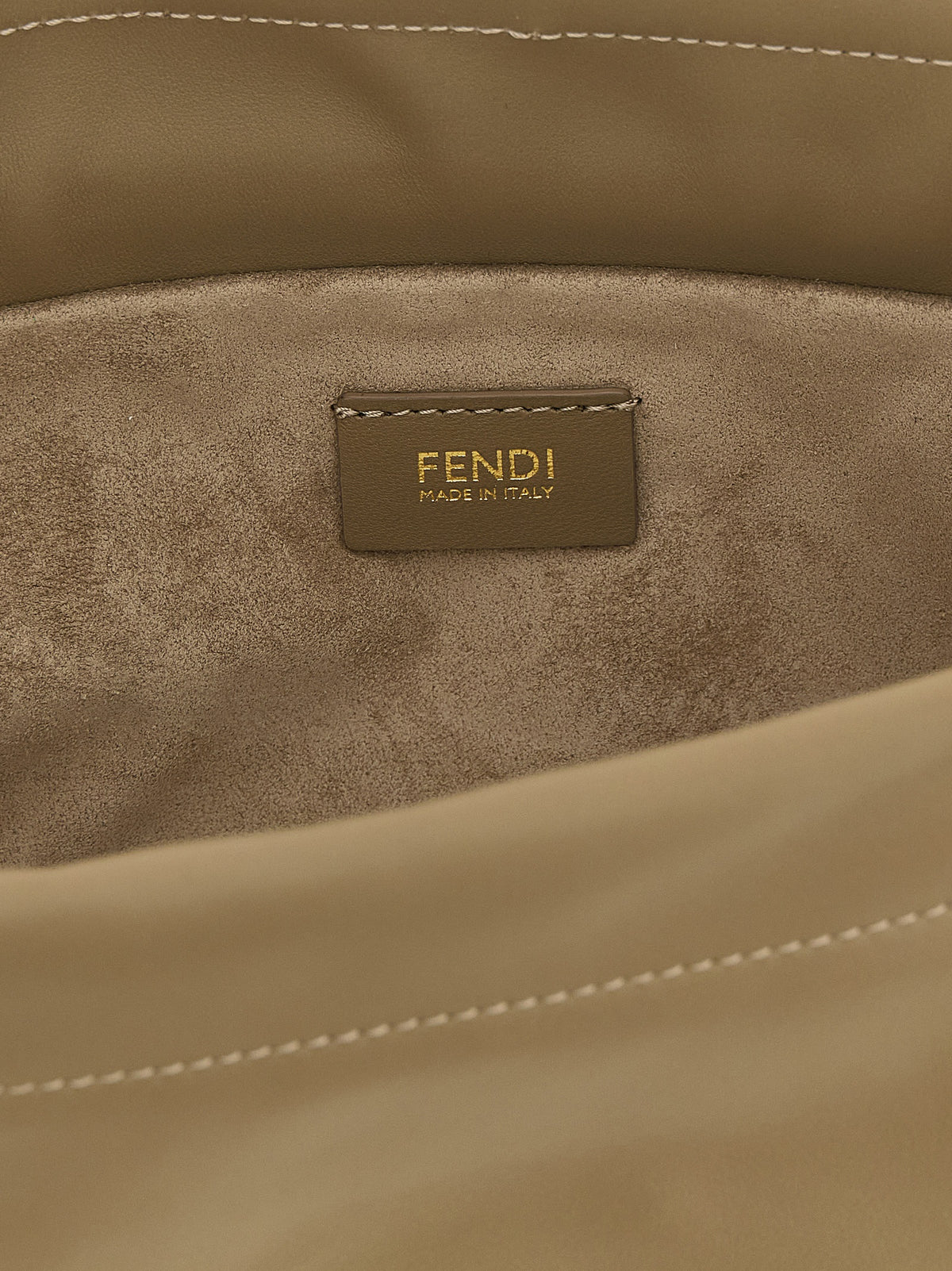 Sac porté épaule Baguette Soft moyen en cuir d’agneau