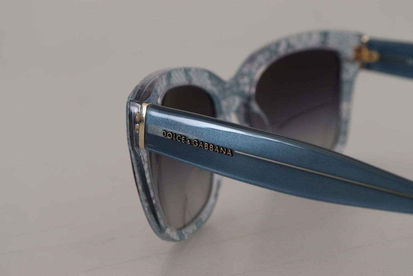 Lunettes de soleil élégantes pour femmes ornées de dentelle sicilienne