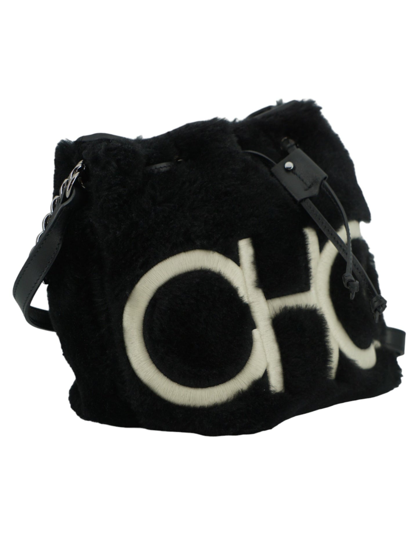 Sac à main et à bandoulière en cuir noir