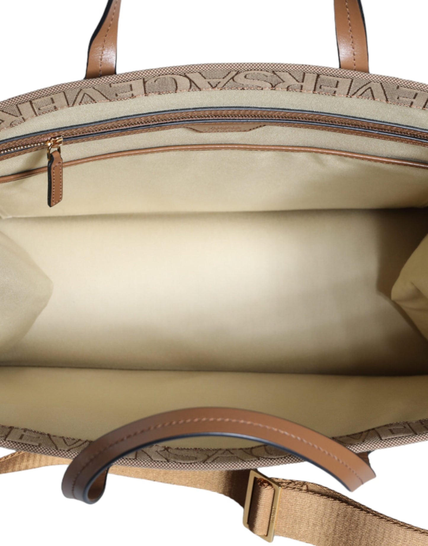 Bolso bandolera marrón con asa superior de piel jacquard y logotipo