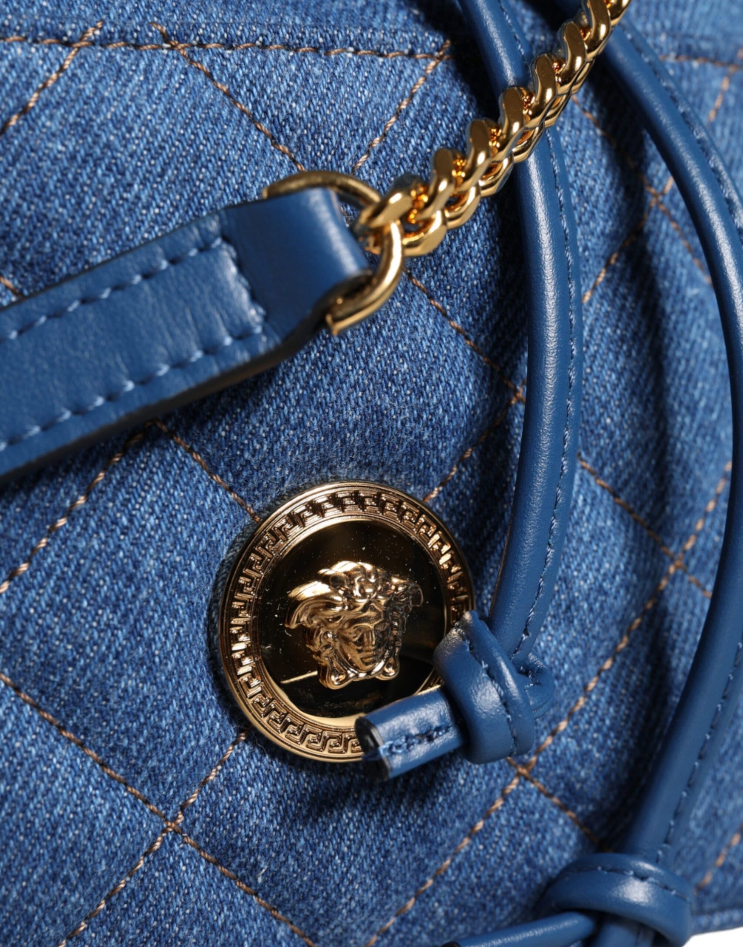 Bolso bandolera de piel vaquera acolchada azul