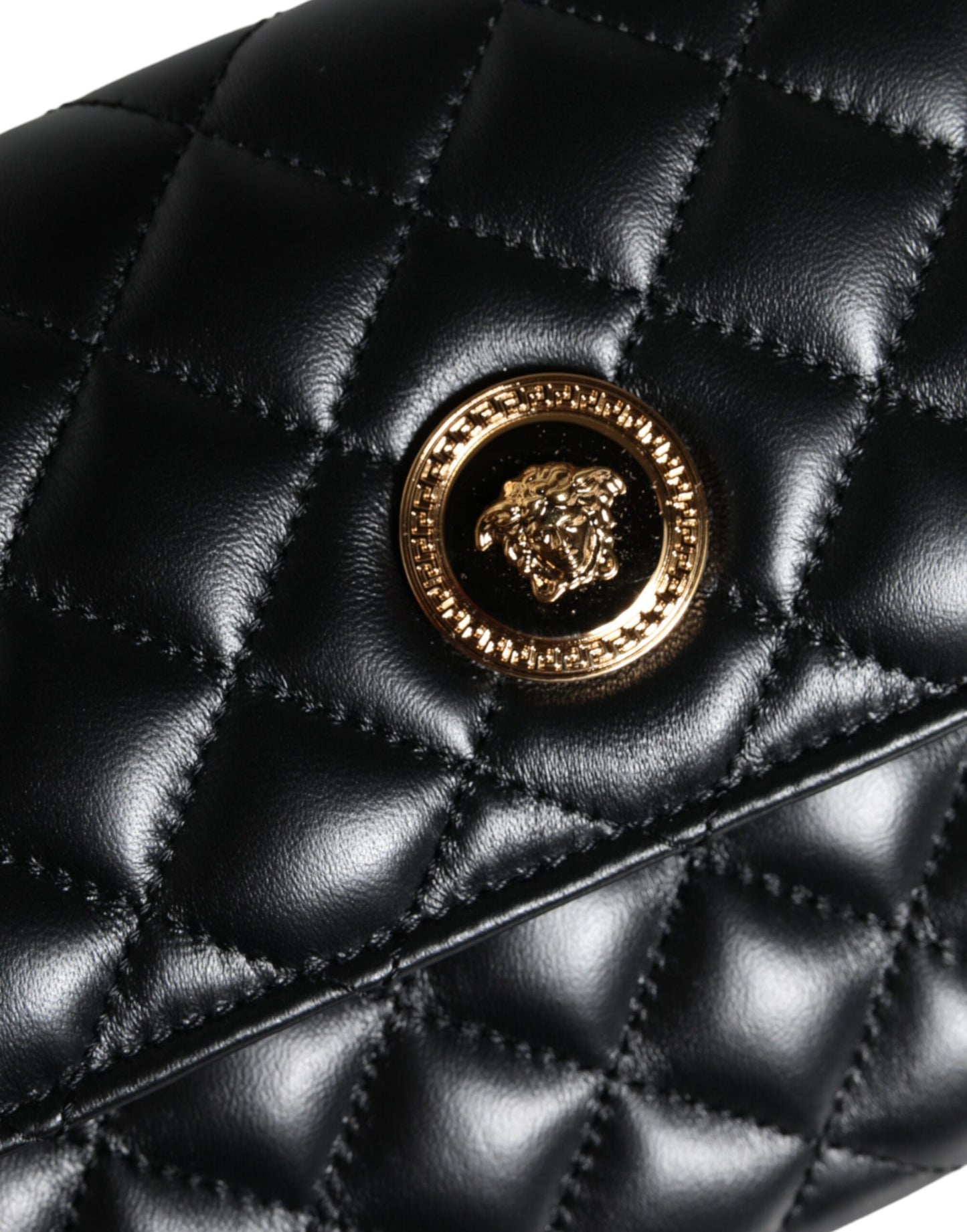 Bolso bandolera de piel napa acolchada negra