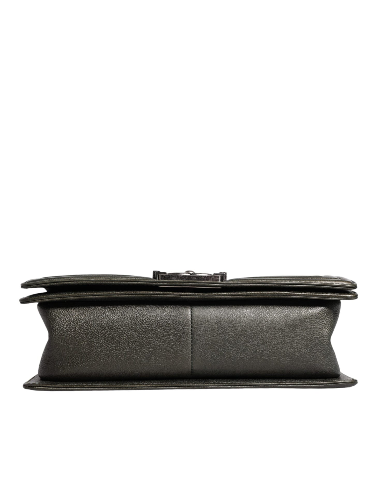 Sac à bandoulière en cuir vert foncé et sac à main en métal gris