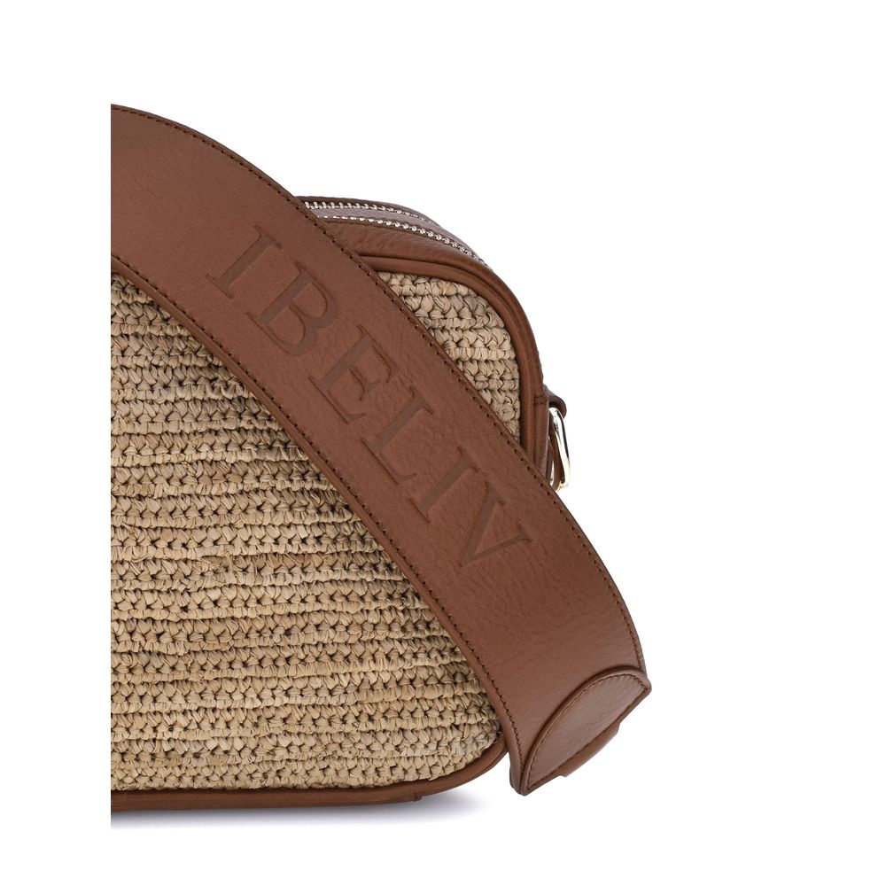 Alefa Bag in Raffia