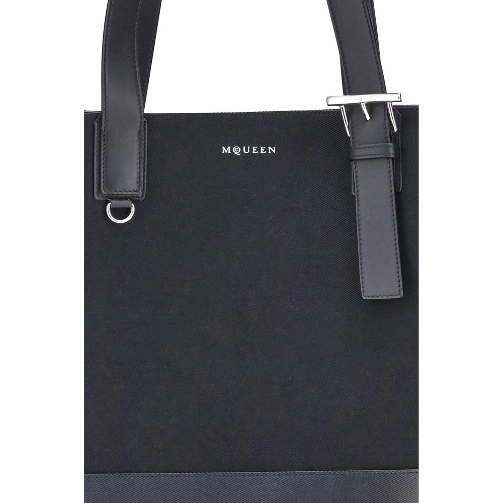T-Bar Shopper in Black
