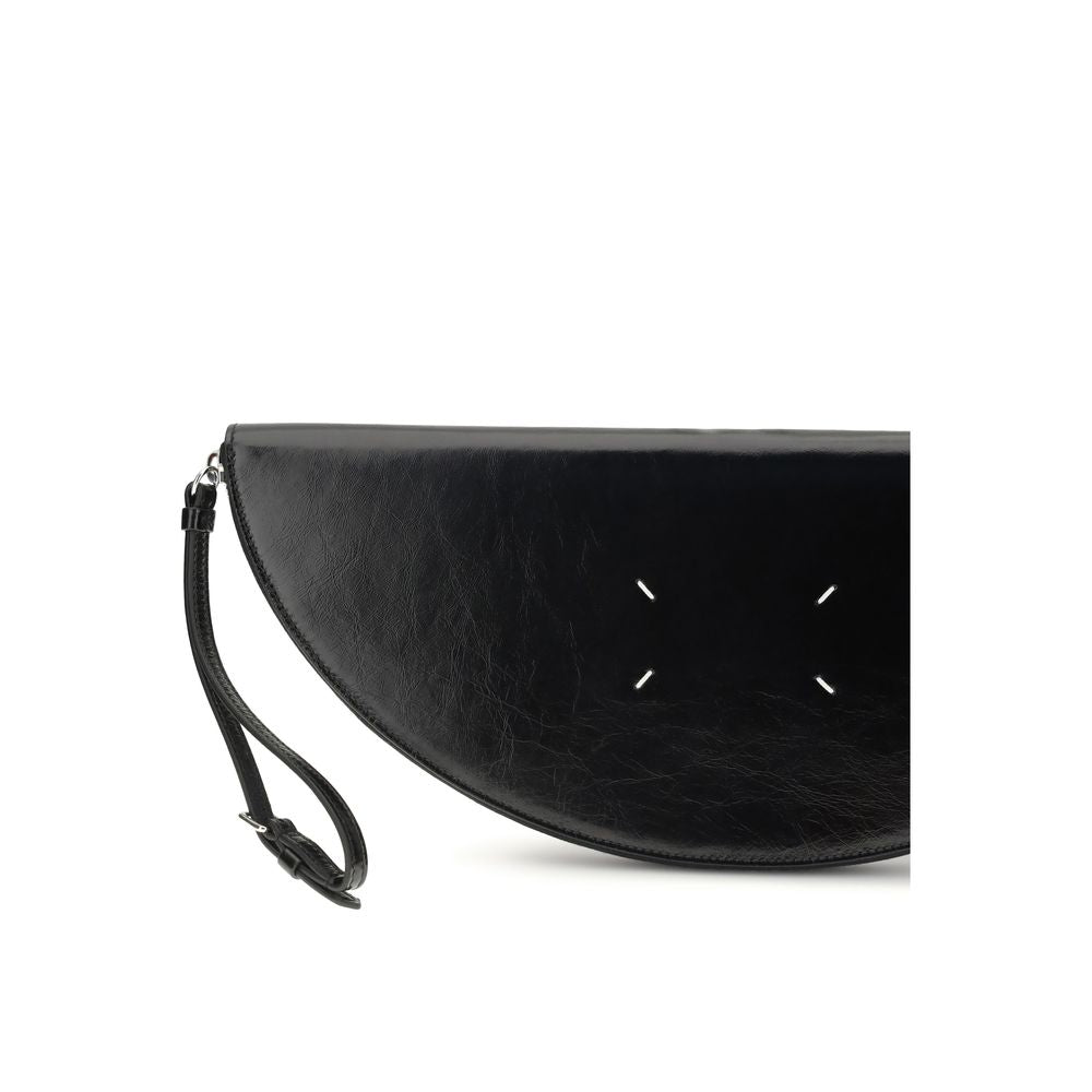 Clutch Halfmoon en piel de becerro