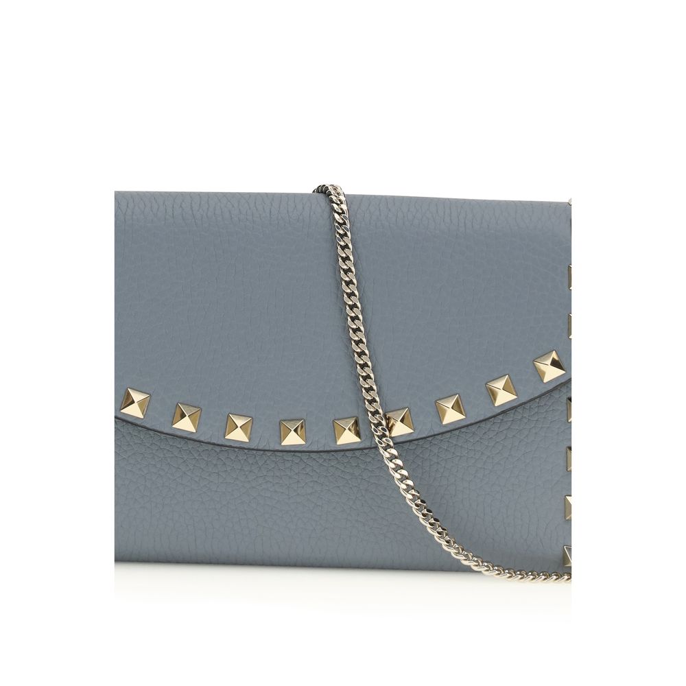 Rockstud Wallet with Chain in Grainy Calfskin