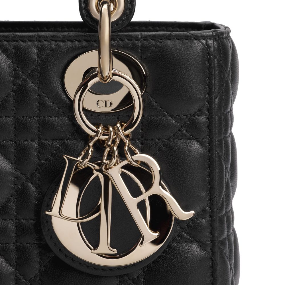 Bolso de mano Lady Dior pequeño en piel de cordero