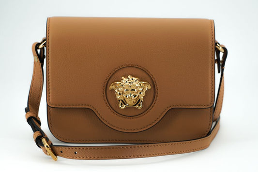 Elegante bolso de hombro de piel de becerro en color marrón