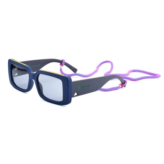 Lunettes de soleil en résine bleue