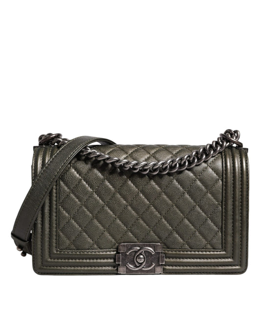 Sac à bandoulière en cuir vert foncé et sac à main en métal gris