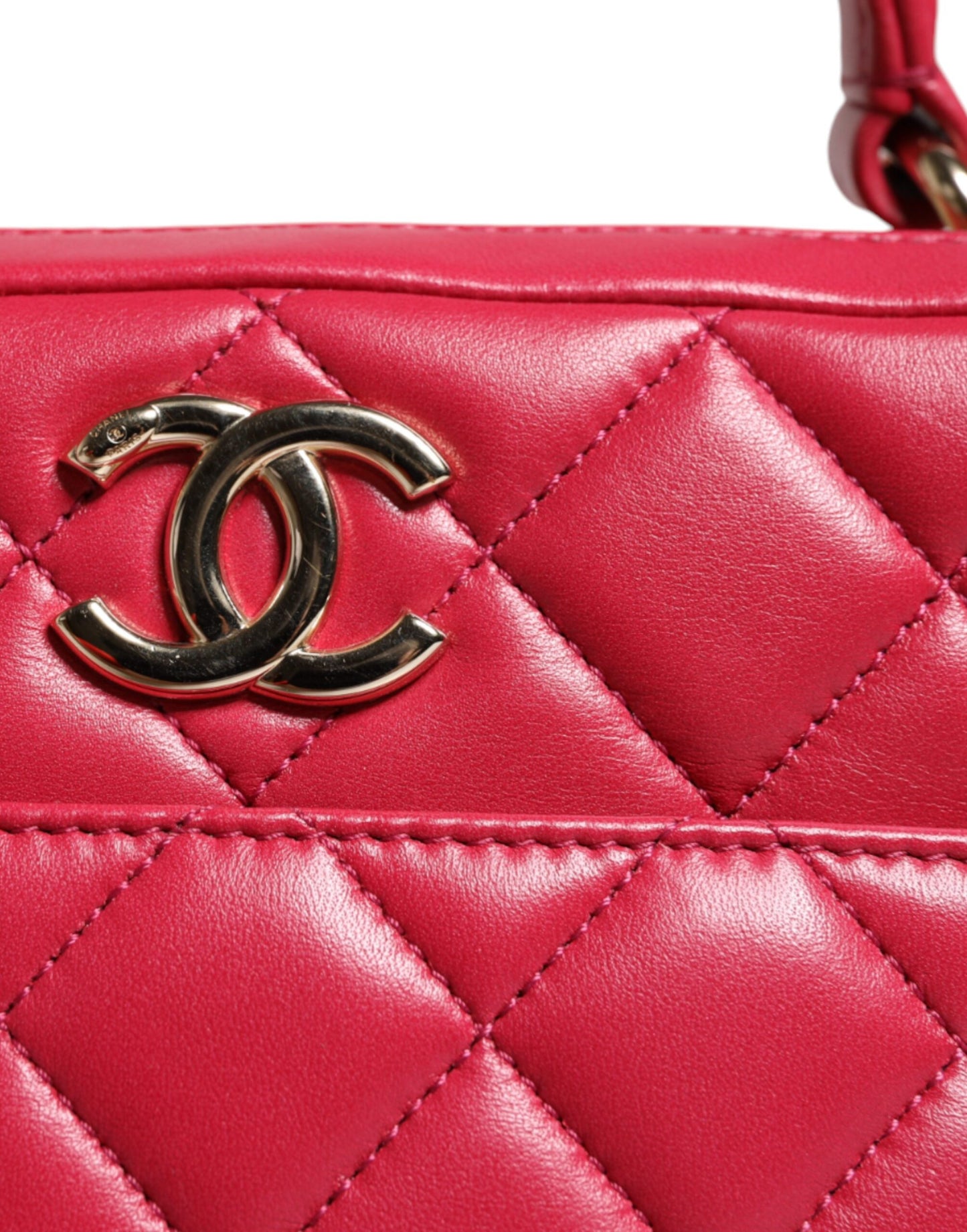 Pink Seal Matelassé Chain CC Lamb Skin Leather Bag